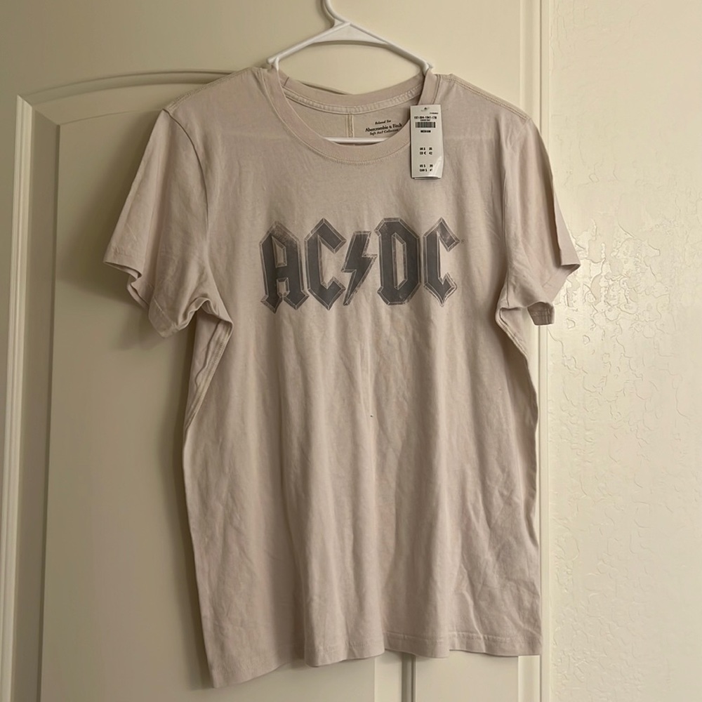 A&F relaxed tee